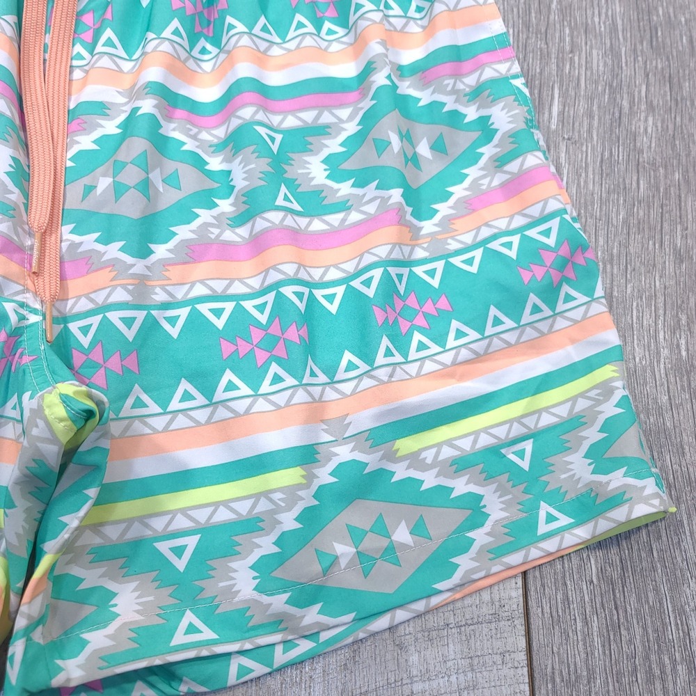 Chubbies Swim Trunks Mens XL Teal Geometric Tribal Print 5.5 Inseam Shorts - Picture 3 of 7